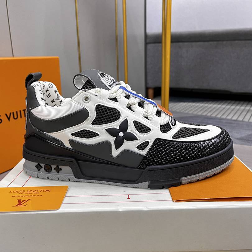 LOUIS VUITTON TRAINER 1854