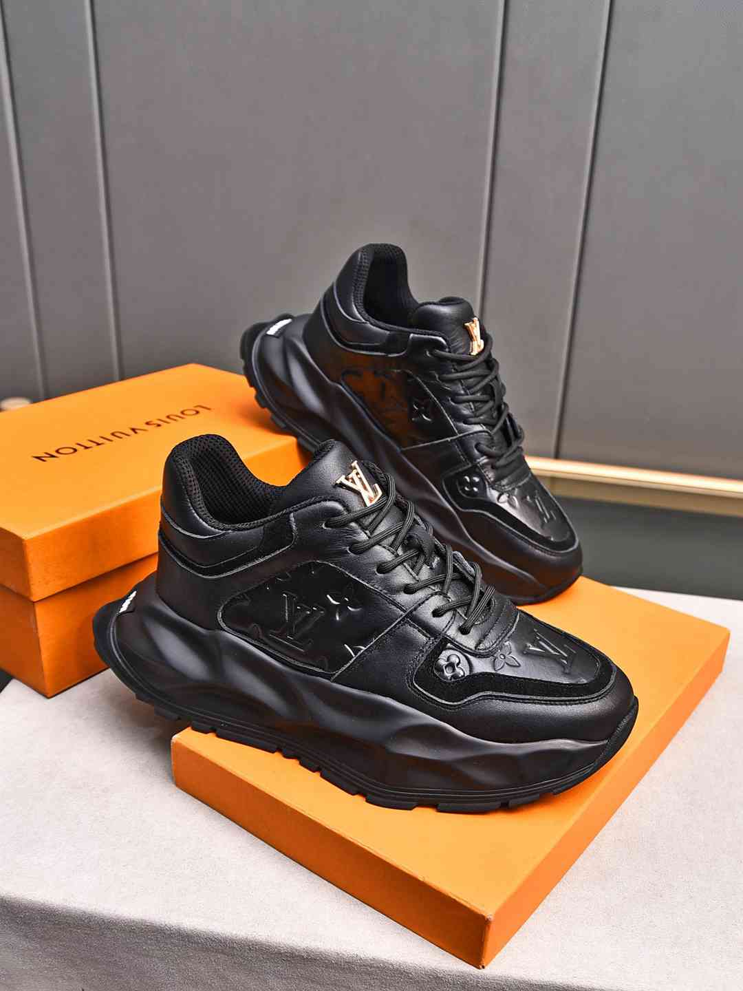 Sneaker LOUIS VUITTON NOIR