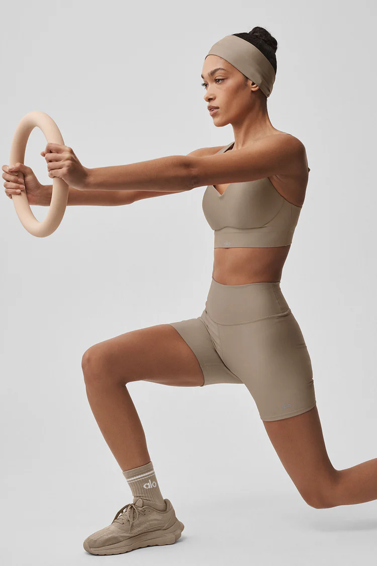 Short de yoga ALO beige