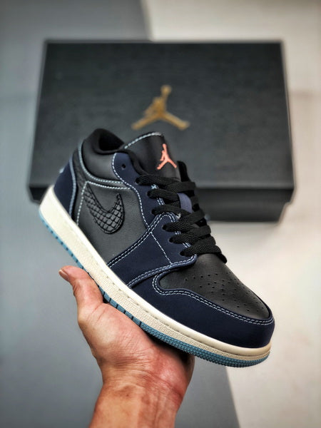 ordan 1 Low SE Noir Dark Obsidian Snakeskin