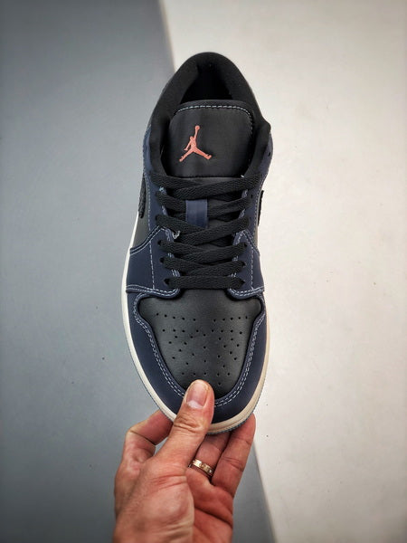 Jordan 1 Low SE Noir Dark Obsidian Snakeskin