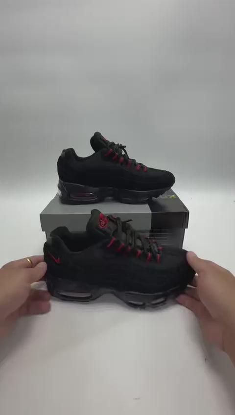 NIKE Air Max 95 black grey red