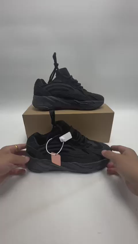 Yeezy Boost 700 V2 Vanta