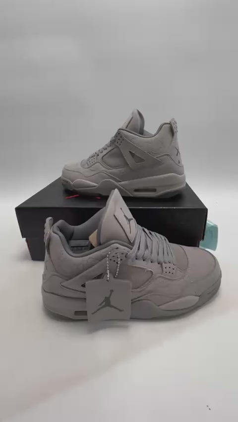 JORDAN 4 x KAWS GRIS