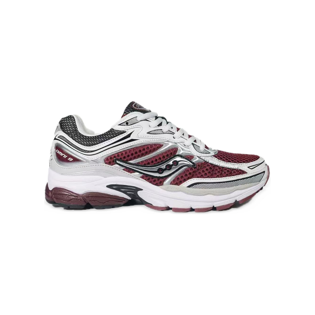 Saucony ProGrid Omni 9 Blanc / Bordeaux / Argent – vue latérale