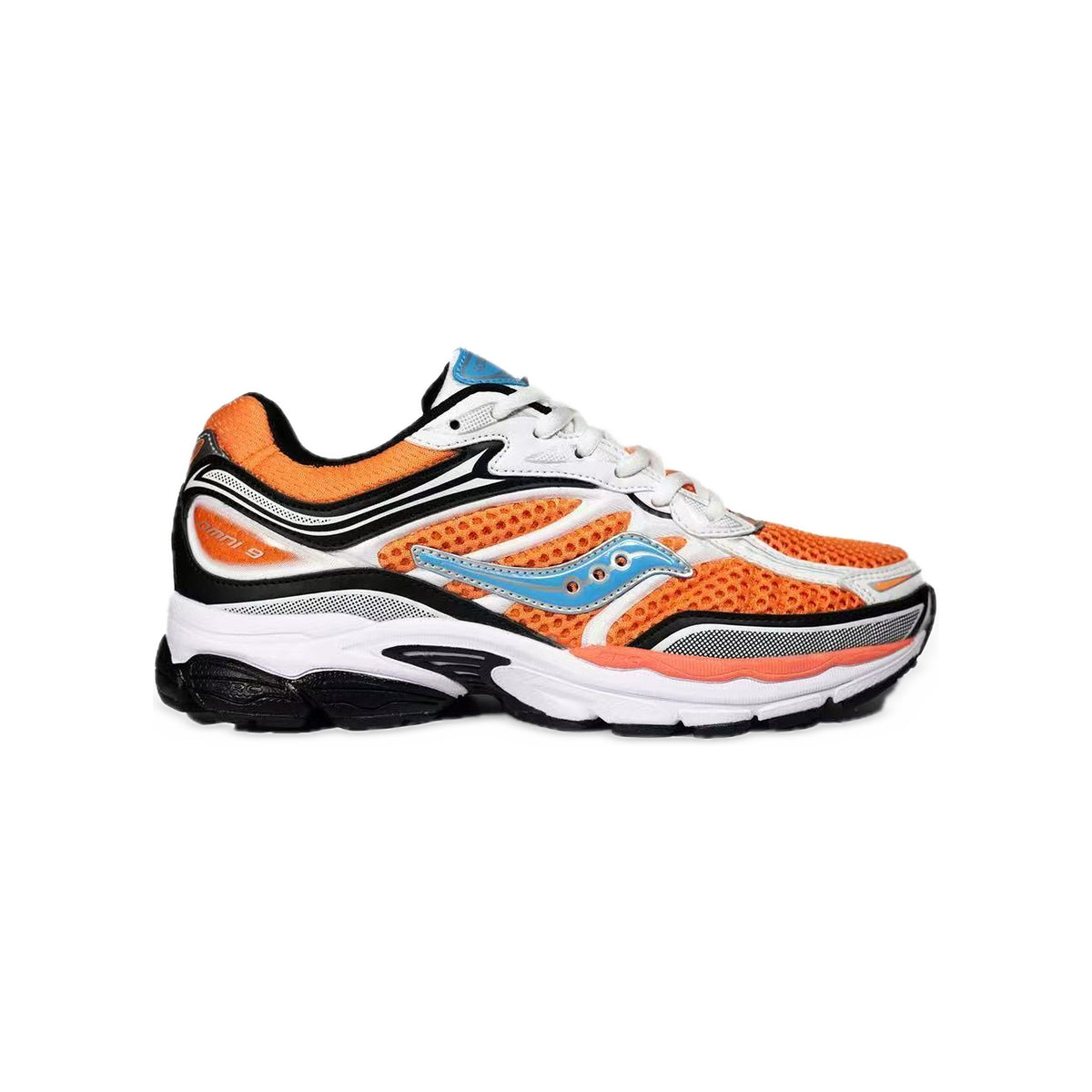 Saucony ProGrid Omni 9 Orange / Blanc / Noir – vue latérale
